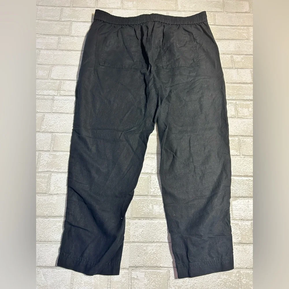 J. Crew Woman’s Linen Cropped Pants